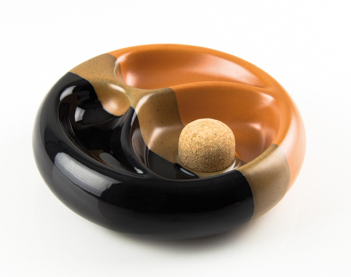Pipe Ashtray Ceramic Black/Brown with 2 Trays